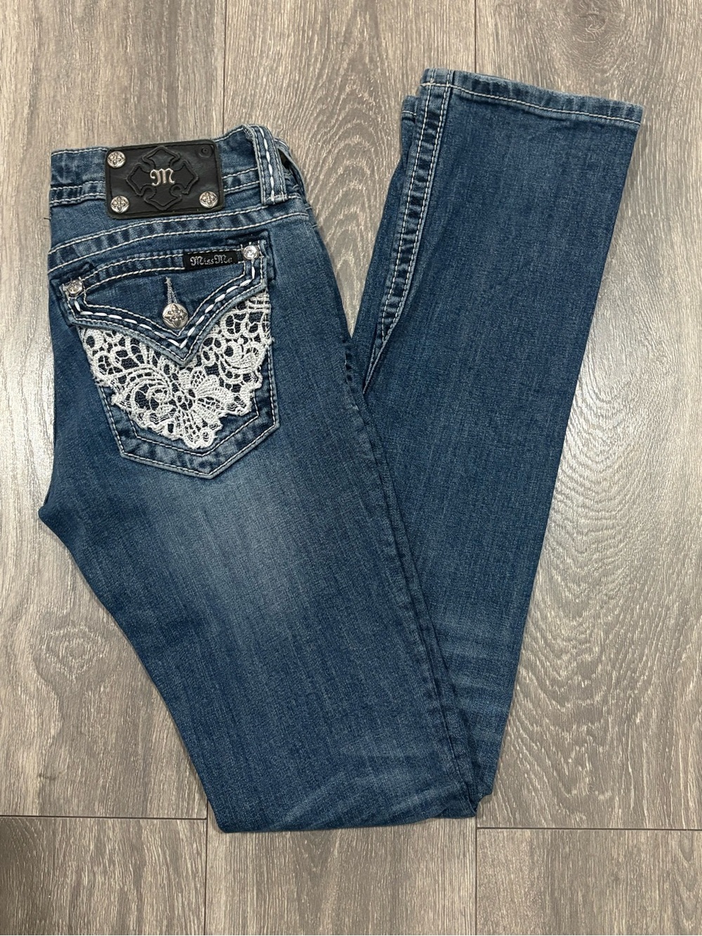Miss Me Women's Dark Blue Skinny Jeans with White Lace Pocket